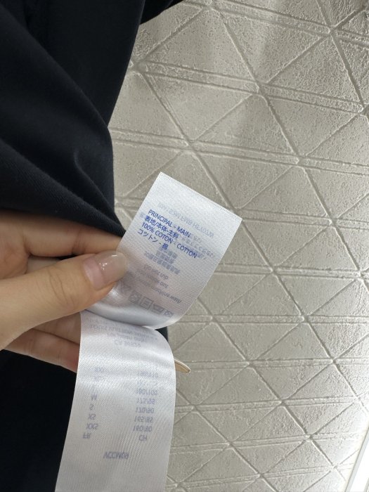 T-shirt women's фото 9