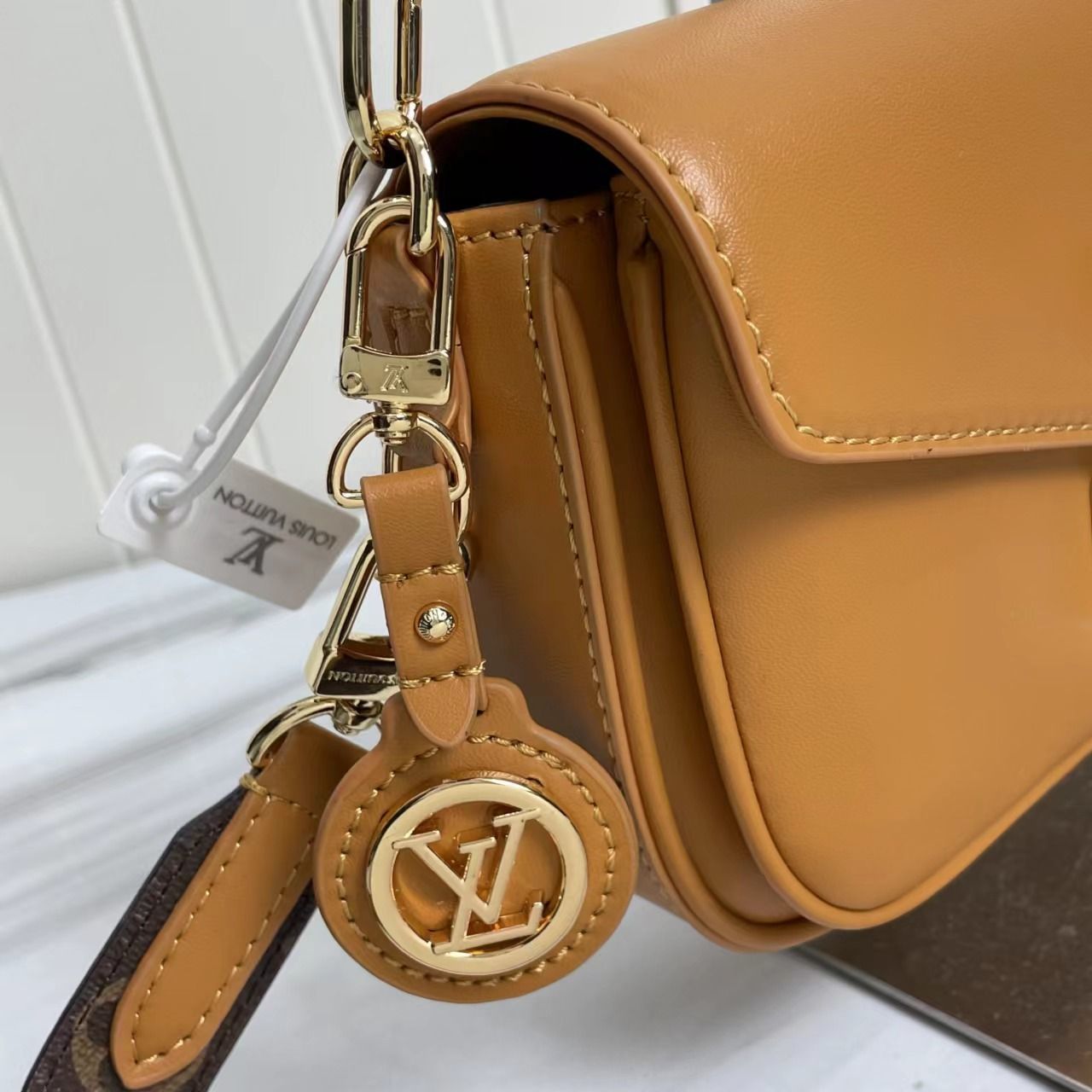 A bag Swing Fashion Leather 24 cm фото 4