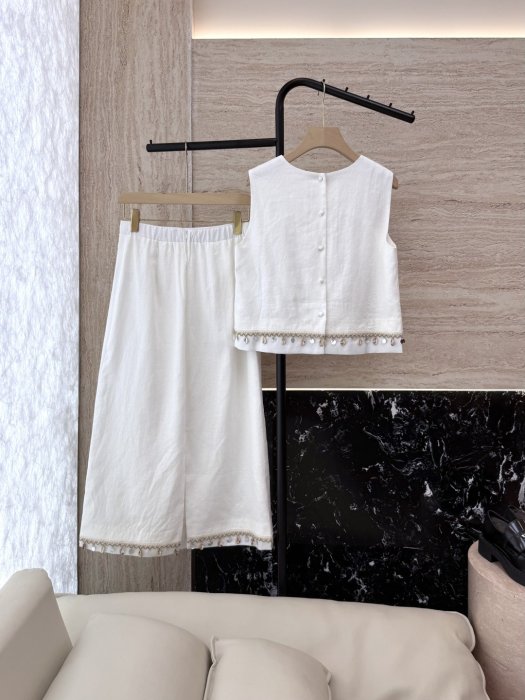 Костюм женский фото 2