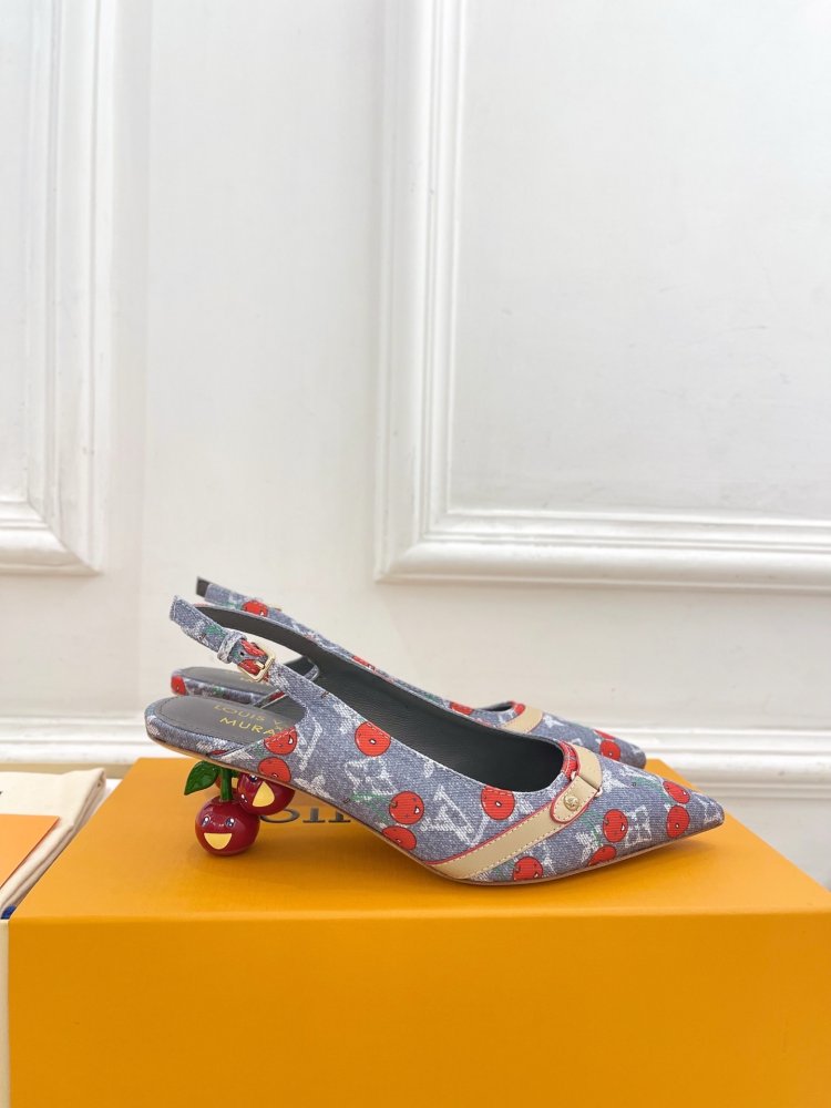 Босоніжки фото 2