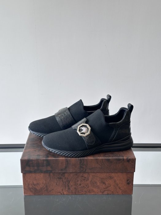 Кросівки фото 3