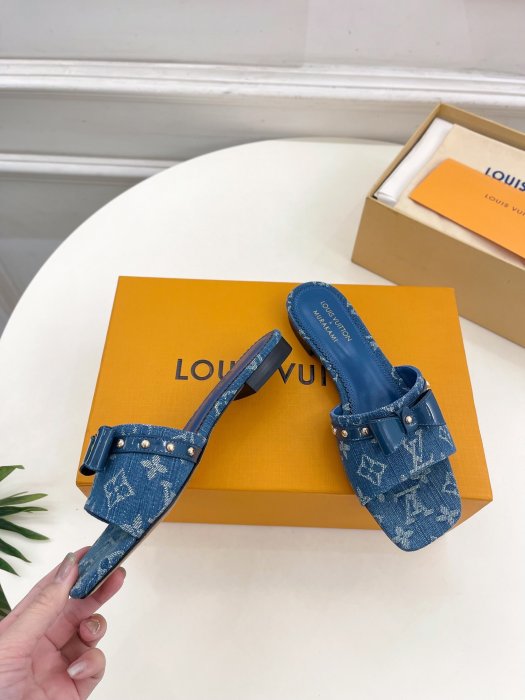 Шлепанцы фото 4