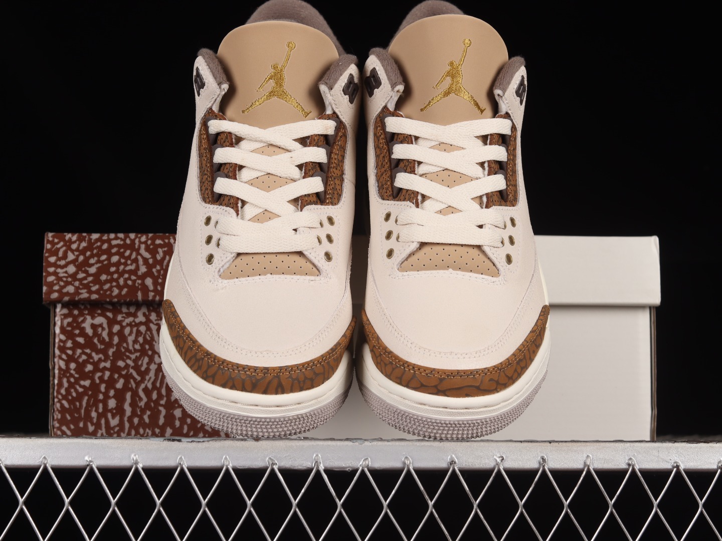 Кроссовки Jordan 3 Retro Palomino - CT8532-102 фото 6