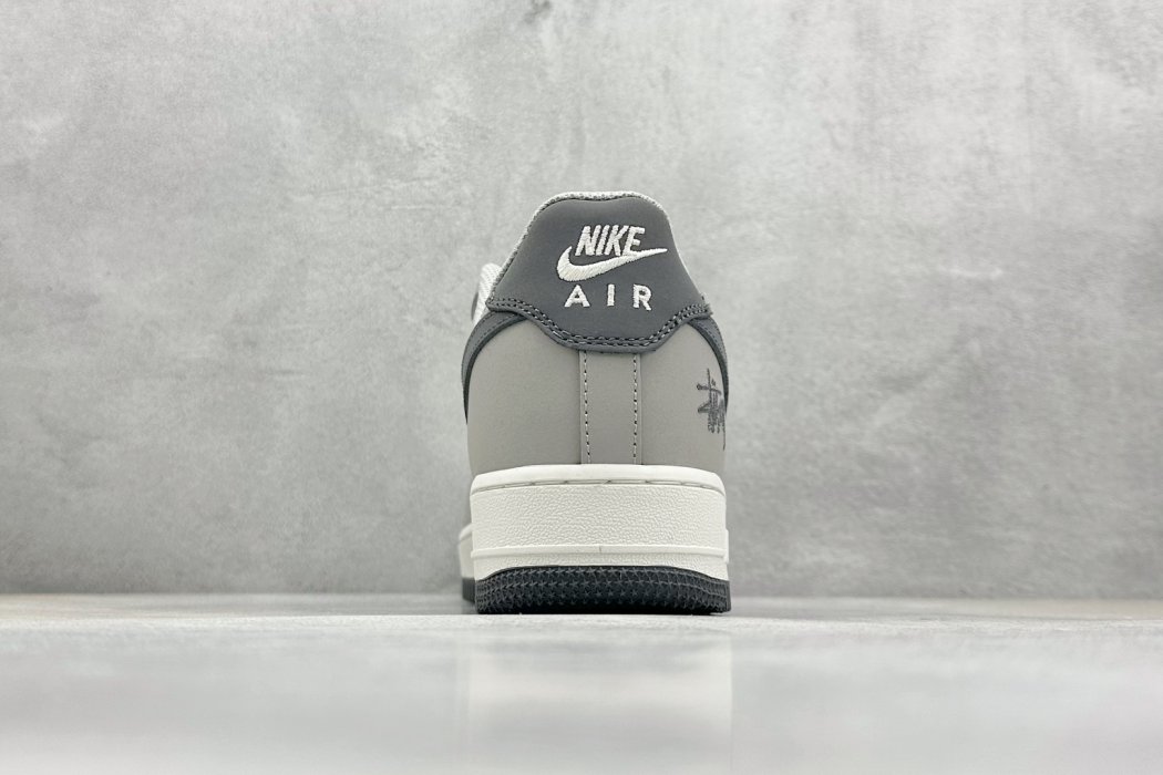 Кроссовки Nike Air Force 1 Low 07 x Stussy фото 6