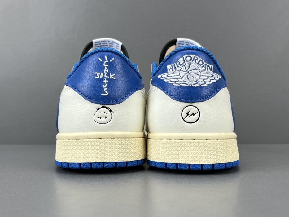 Кроссовки Travis Scott x Jordan Air Jordan 1 Low OG фото 3