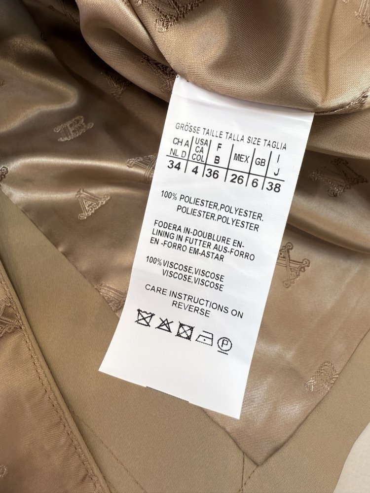 Trench female фото 9