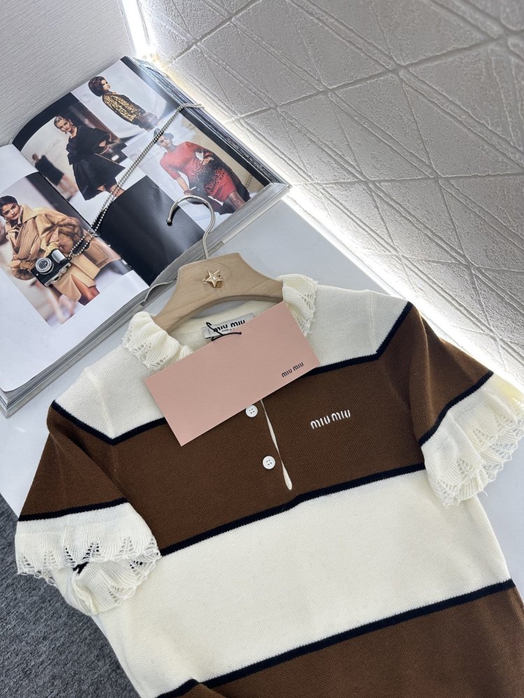 Футболка жіноча фото 3