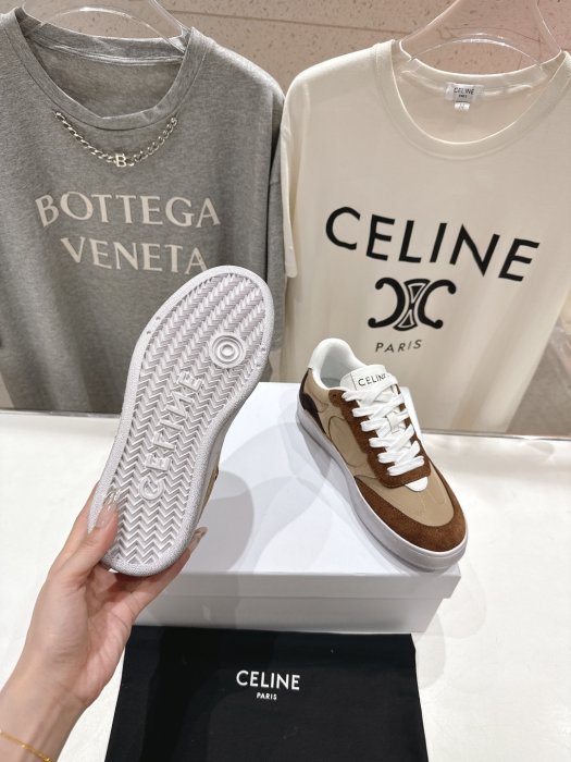 Кроссовки женские фото 9