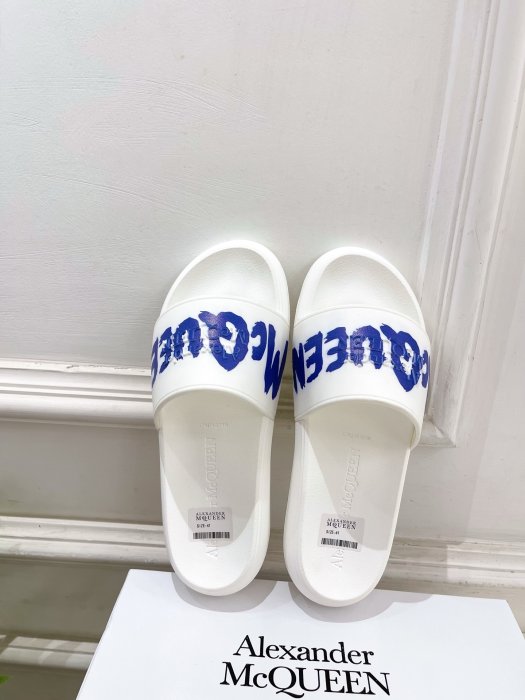 Шльопанці жіночі фото 4