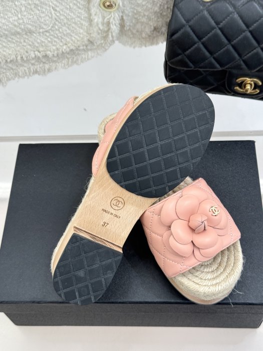 Босоножки фото 9