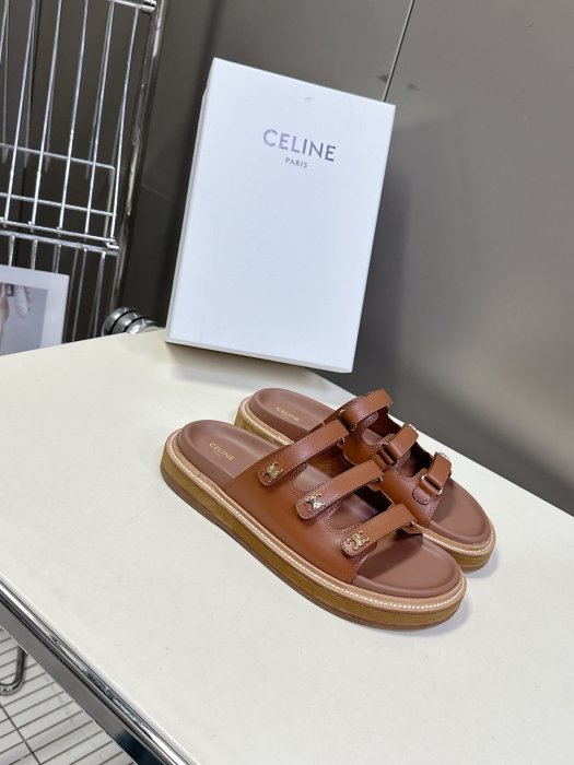 Шлепанцы фото 2