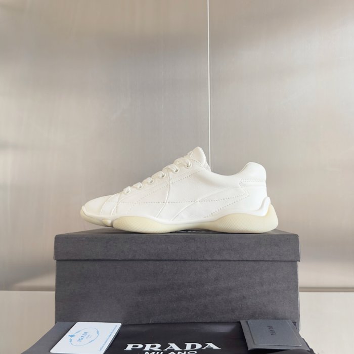 Кроссовки фото 5