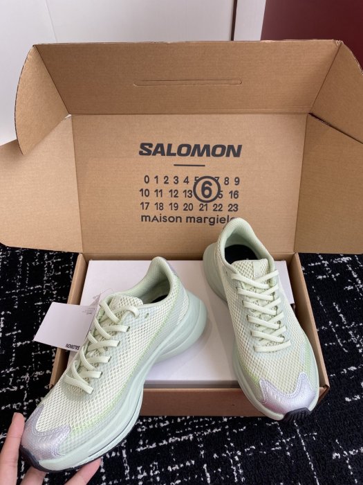 Кросівки фото 7