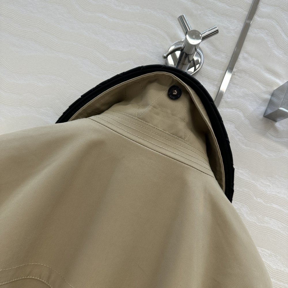 Куртка шкіряна жіноча фото 9