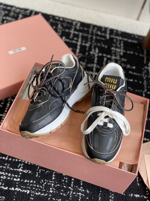 Кроссовки фото 5