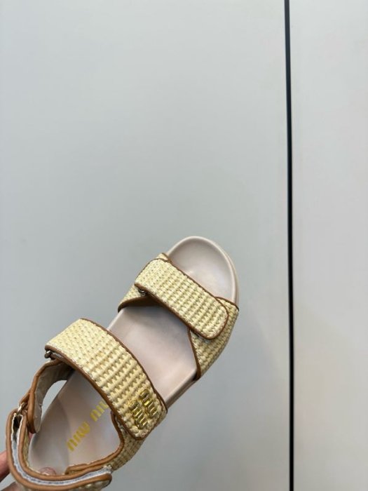 Сандалии женские фото 4