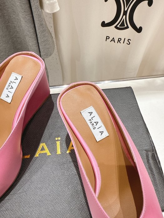 Босоножки фото 6