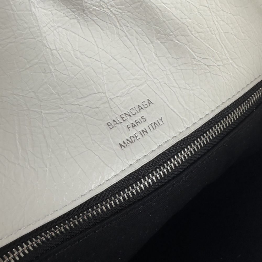 Кожаная сумка на плечо BB Soft Flap 36 см фото 9