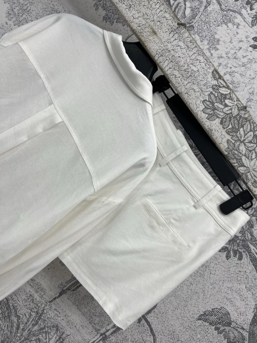 Костюм женский фото 8