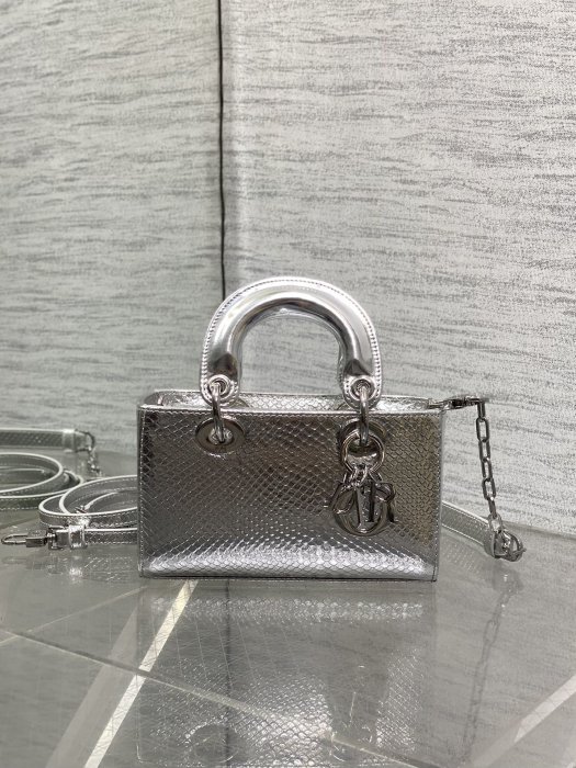 Сумка Lady Dior 16 см фото 2