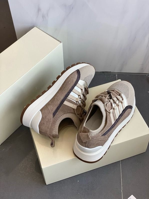 Кроссовки фото 7