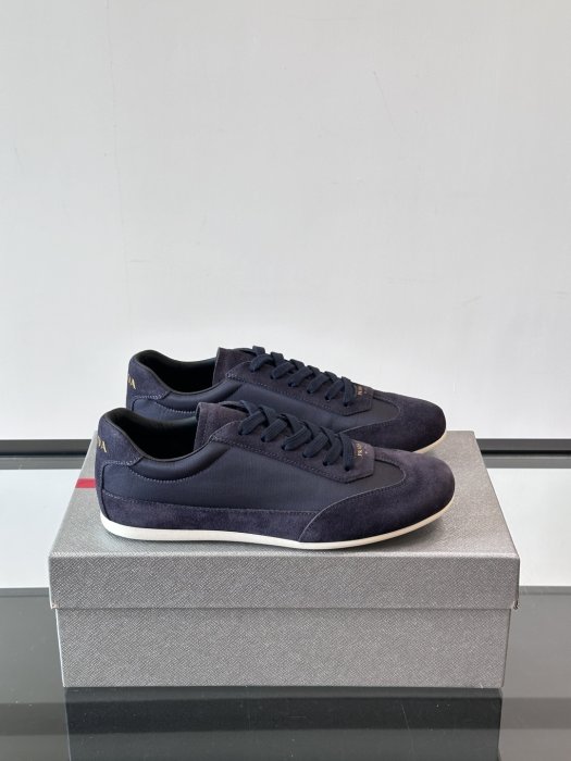 Кроссовки мужские