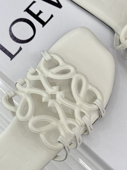 Шлепанцы фото 7