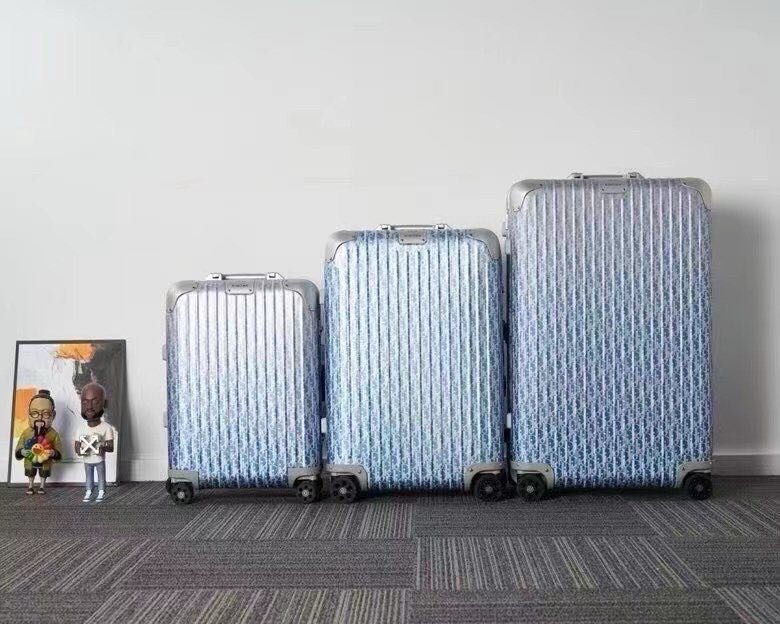 Чемодан Rimowa x Dior (20 - 26 - 30 дюймов)