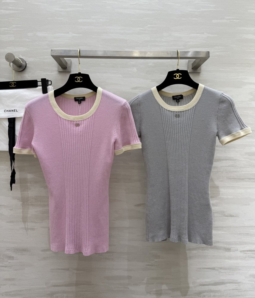 Футболка жіноча фото 9