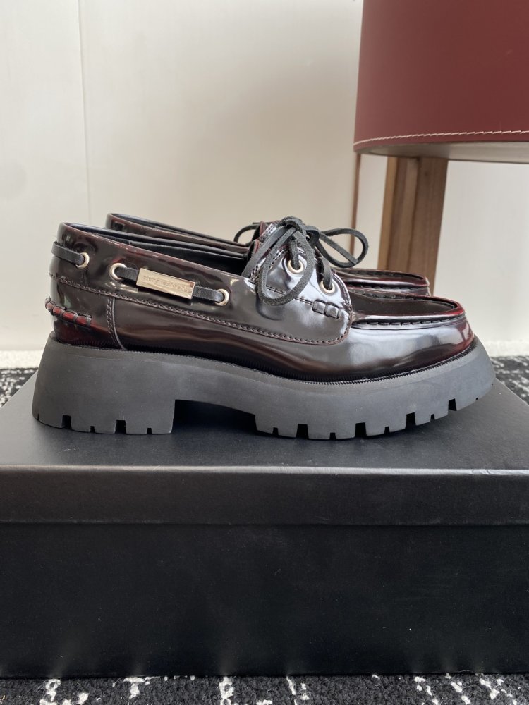 Туфлі жіночі фото 2