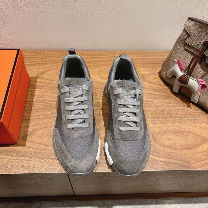 Кроссовки фото 3