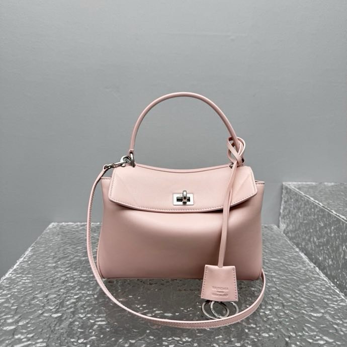 Сумка кожаная розовая Silver Rodeo Mini Tote 23 см фото 9