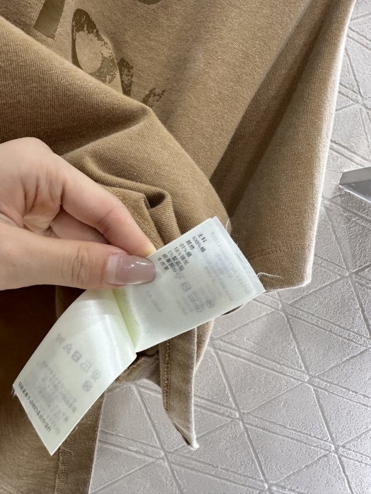 Футболка жіноча фото 7