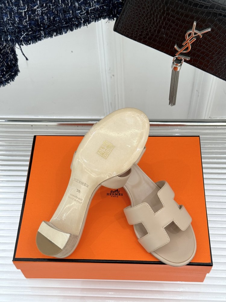 Босоножки фото 9