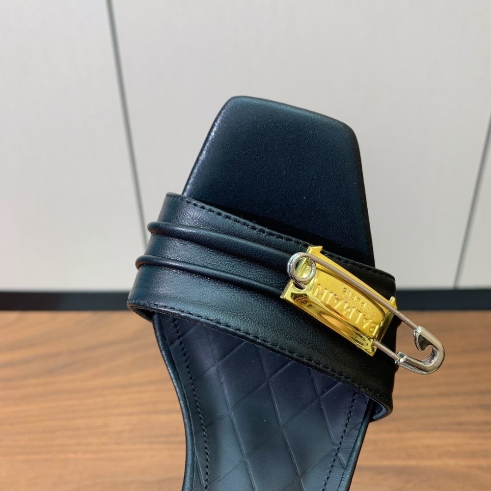 Босоножки фото 6