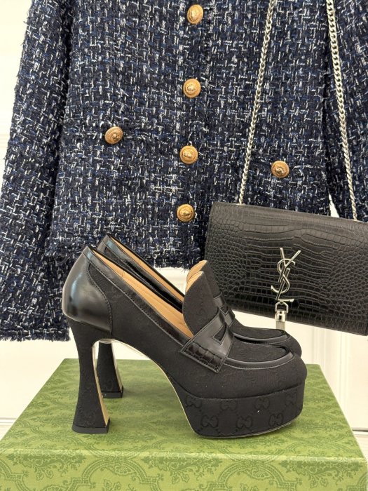 Туфли женские