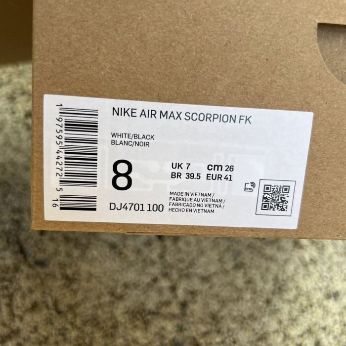 Кроссовки NIKE AIR MAX SCORPION FK фото 9