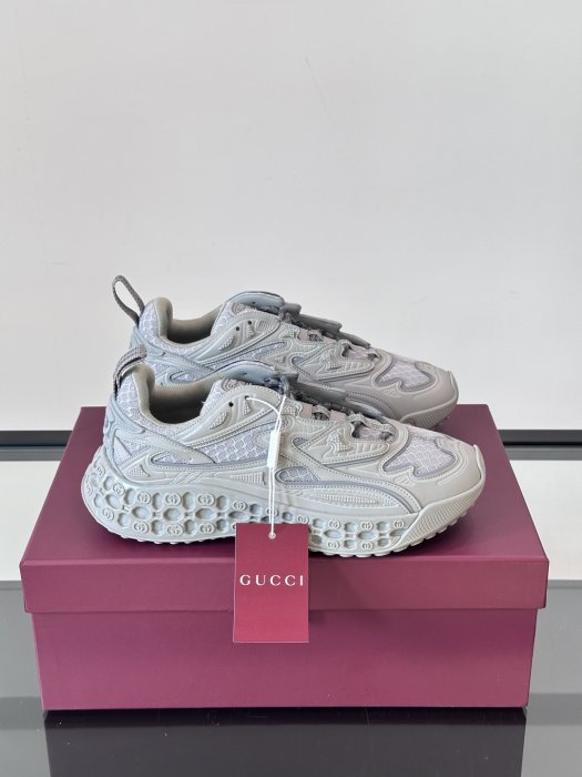 Кроссовки мужские