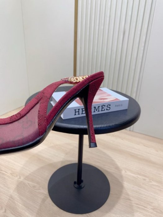 Босоножки фото 2