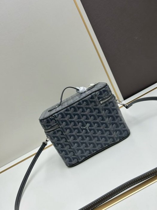 Сумка косметичка женская Goyard Vanity muse 21 см фото 3