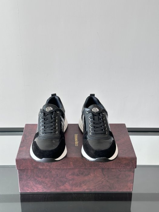 Кроссовки фото 2