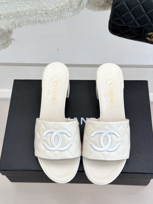 Босоножки фото 4