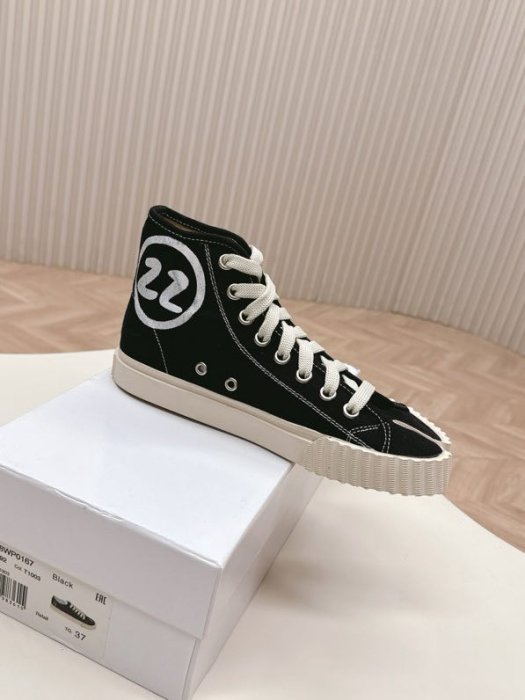 Кеды женские с раздвоенным носком фото 8