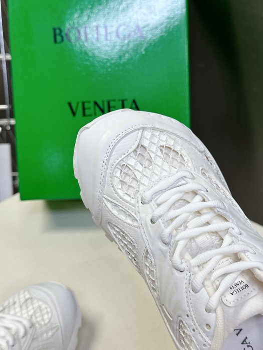 Кроссовки фото 7