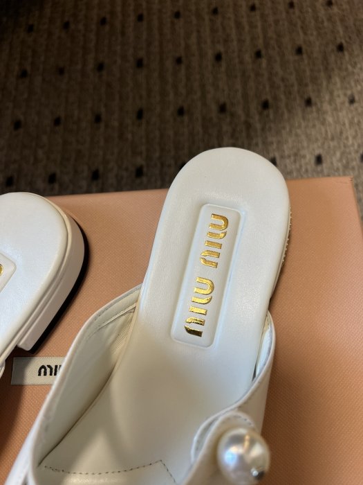 Босоножки фото 4