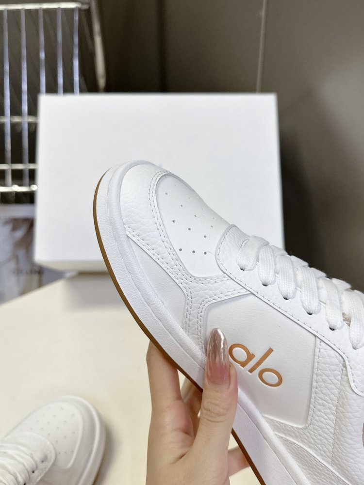 Sneakers women's фото 7