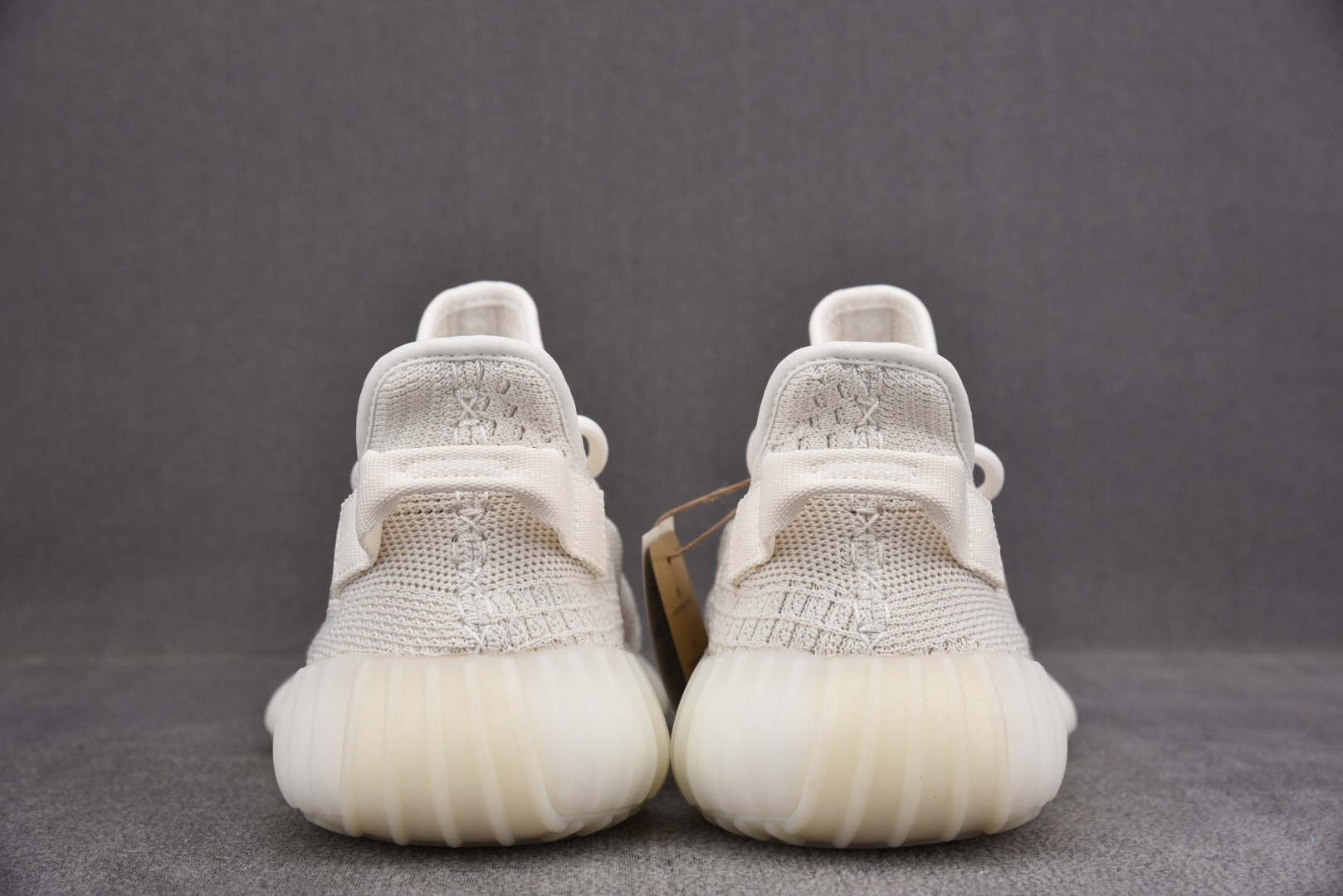 Sneakers Yeezy Boost 350 V2 фото 5