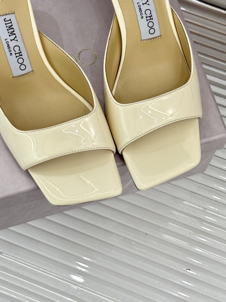 Босоножки фото 7