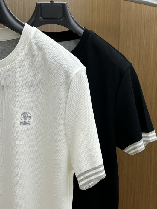 T-shirt men's фото 4
