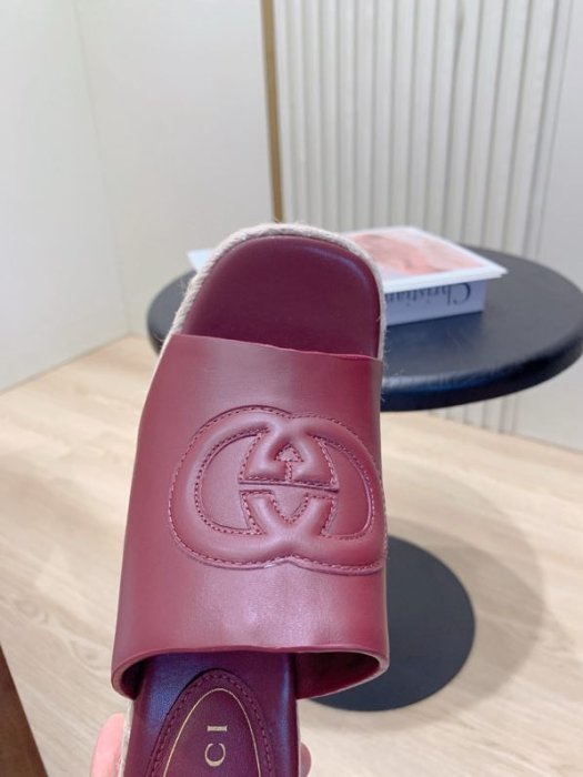 Босоножки фото 2